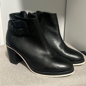 TRENERY full leather  ankle boots